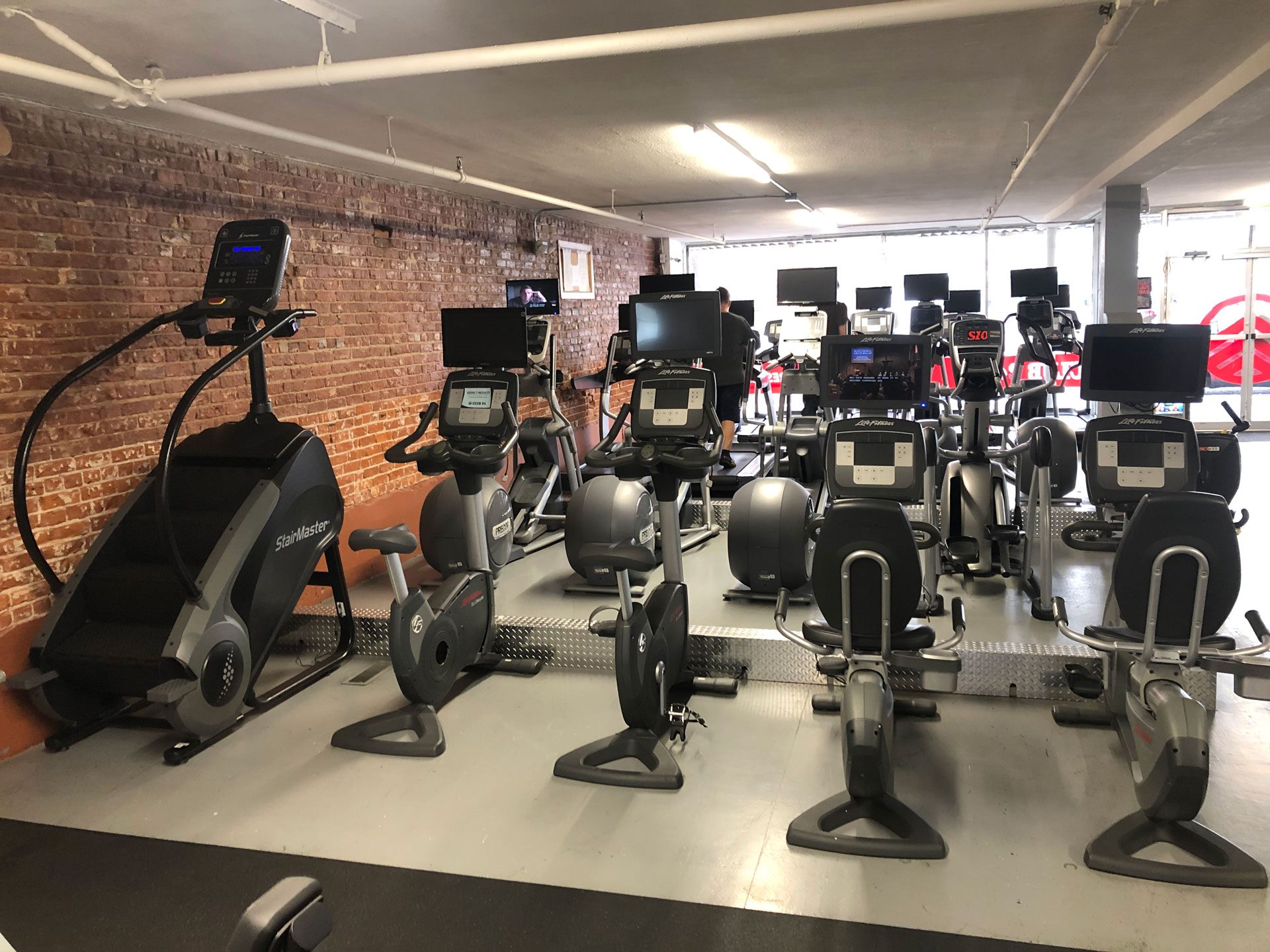 Club24_baker-city_cardio1